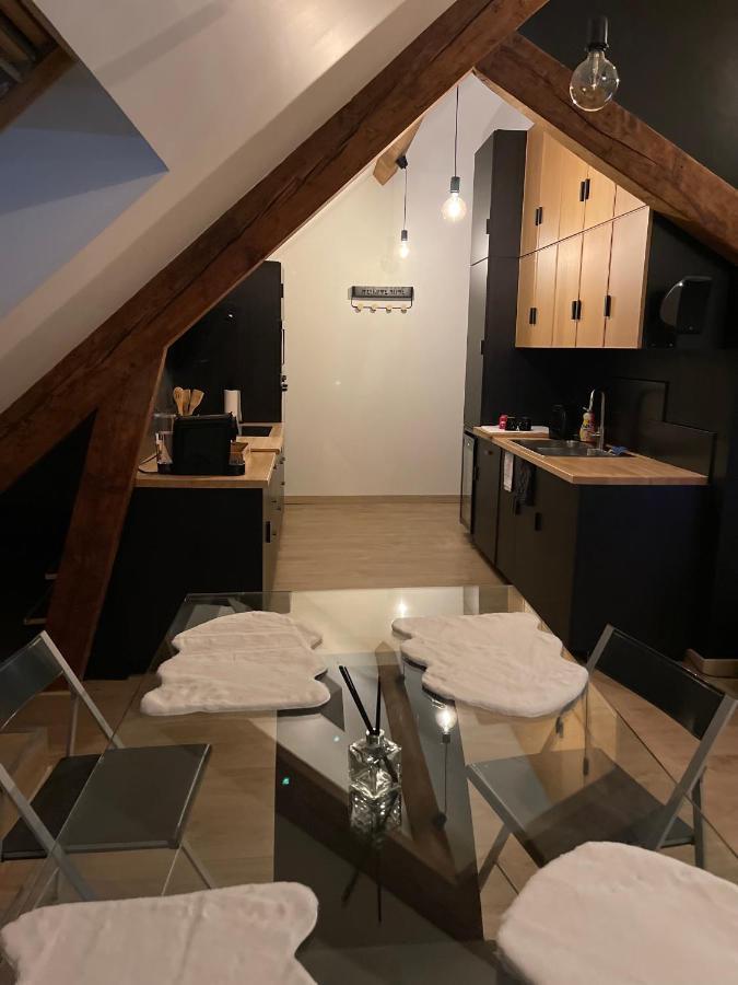 Loft Sous Combles Apartman Aubergenville Kültér fotó